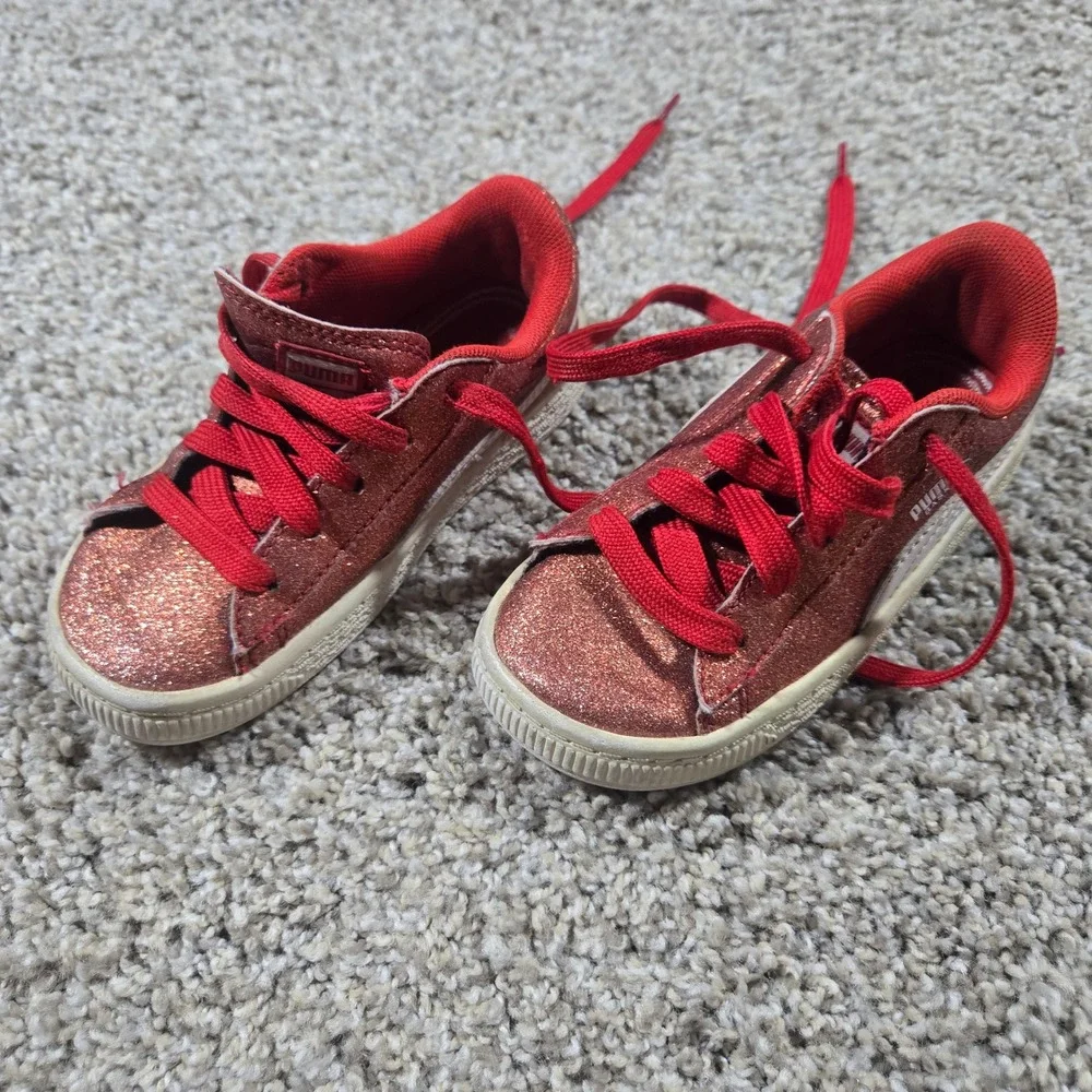 PUMA Basket Holiday Glitz Girls Sneakers – Red Glitter – Size 8
